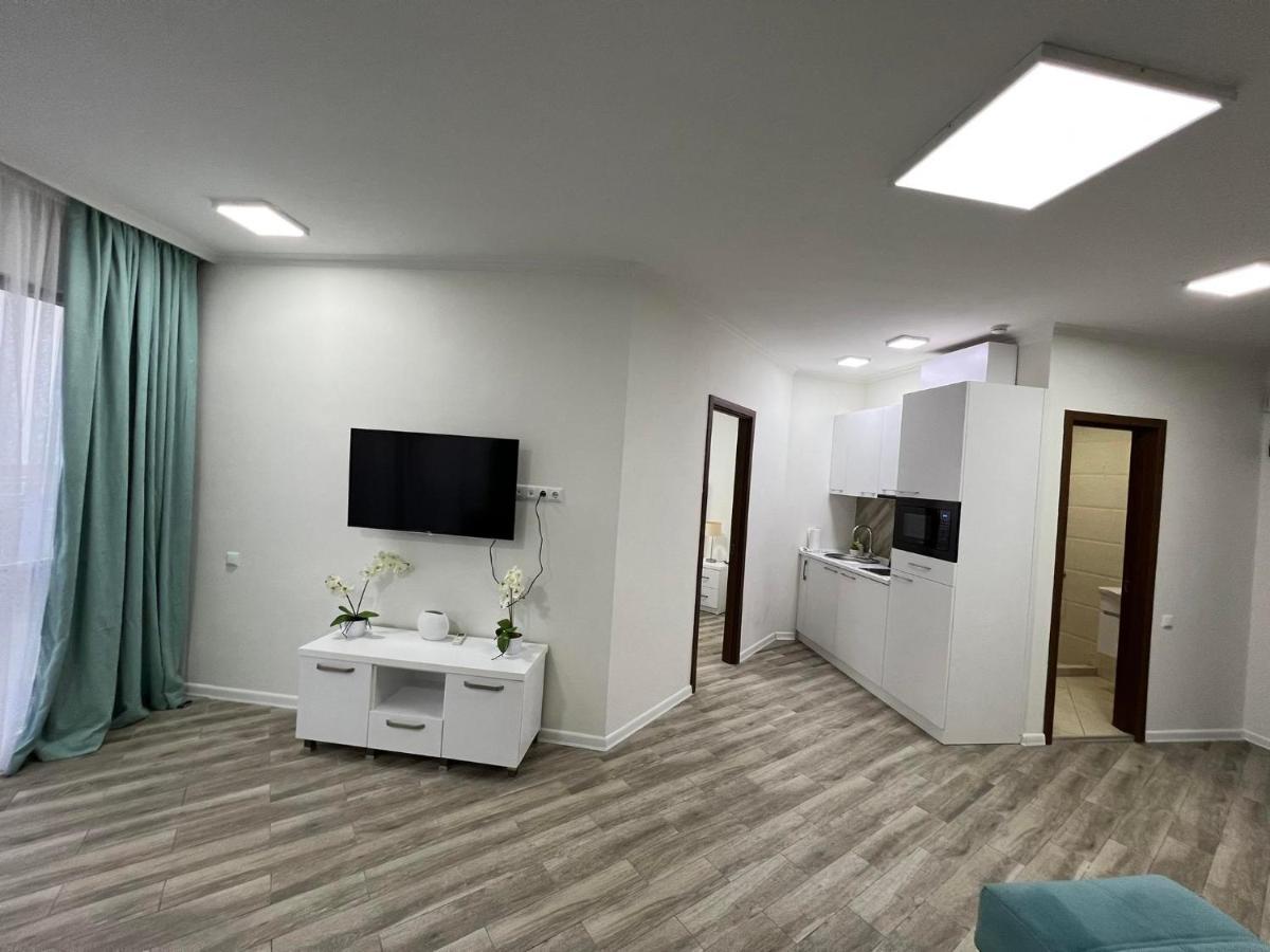 Holiday Lux Sea Towers Batumi Luaran gambar