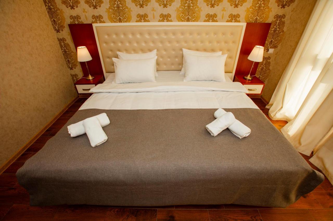 Holiday Lux Sea Towers Batumi Luaran gambar