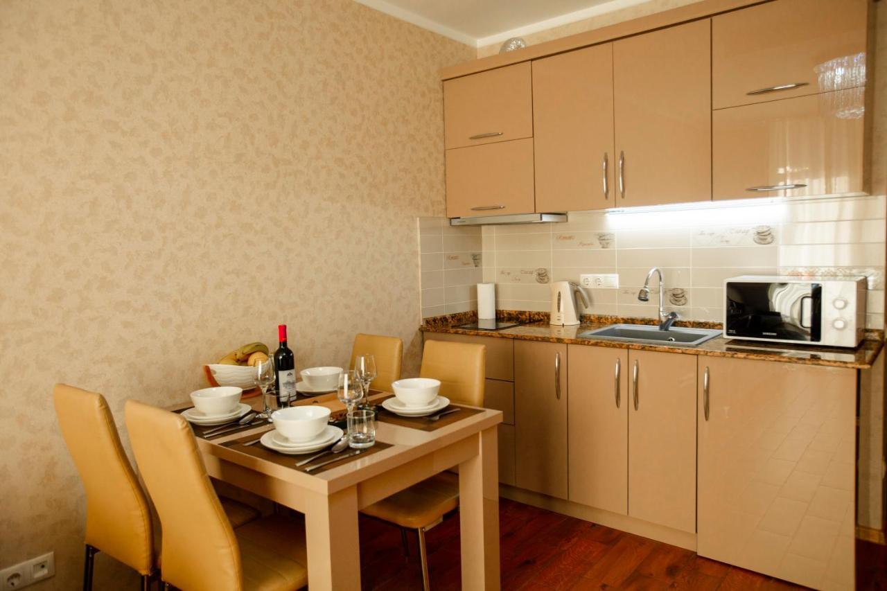 Holiday Lux Sea Towers Batumi Luaran gambar