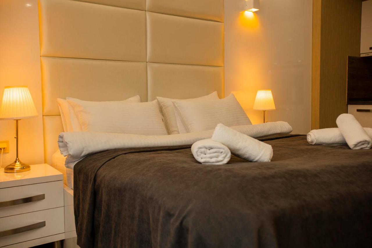 Holiday Lux Sea Towers Batumi Luaran gambar